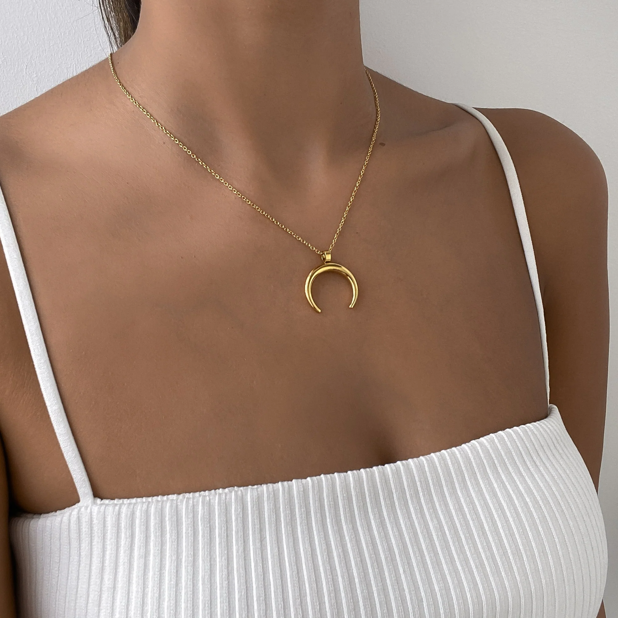Crescent Moon Necklace - Image 3