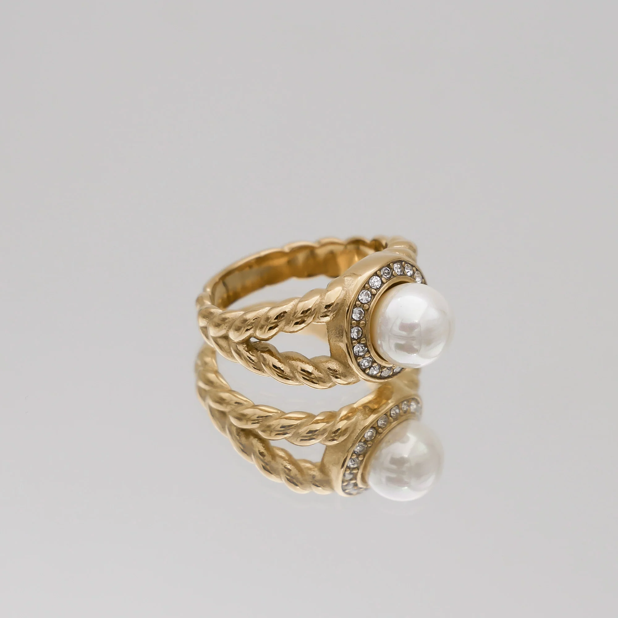 Ivana Pearl Ring - Image 5