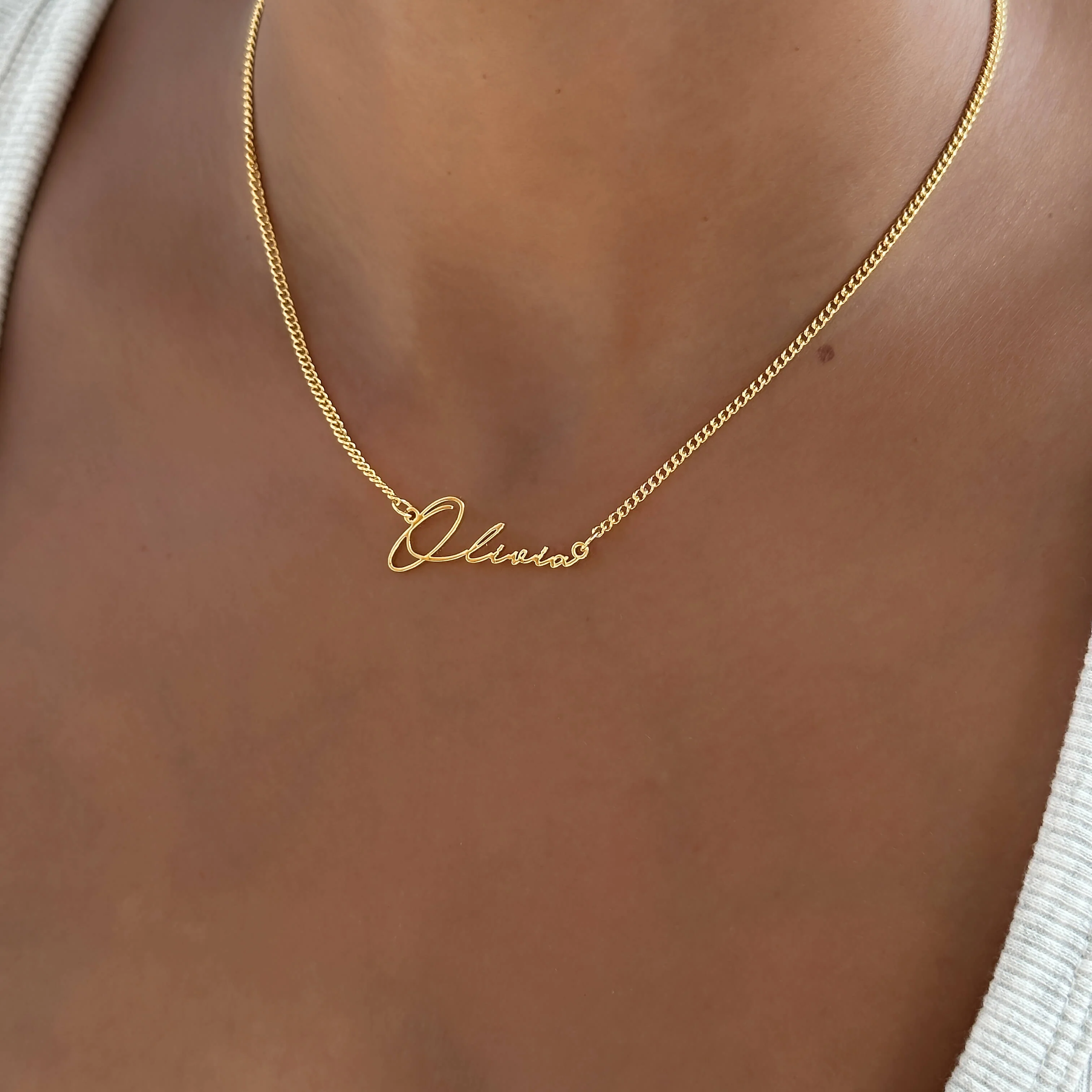 Valencia Custom Name Necklace - Image 4